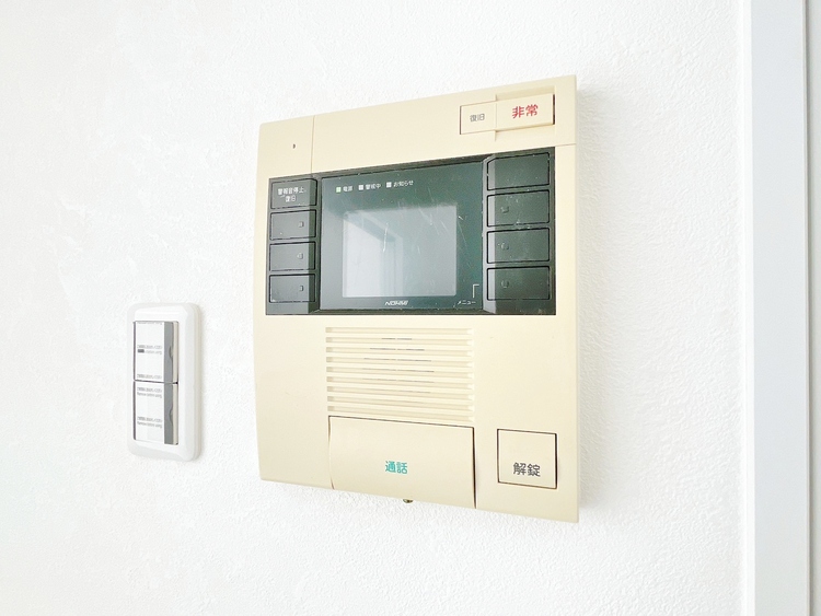 設備 見やすい画面で操作しやすい給湯パネルです。