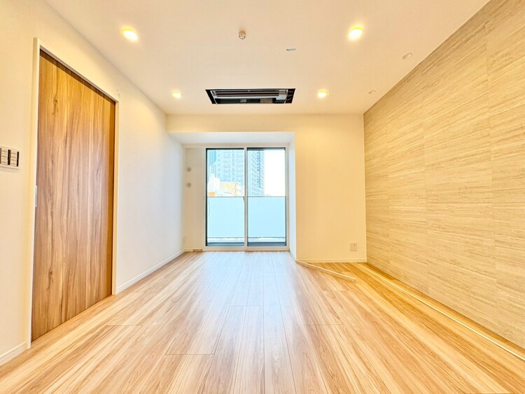 居間 快適に過ごす毎日を求めて、暮らしの中でご自身の「マイホーム」に創り上げてください。