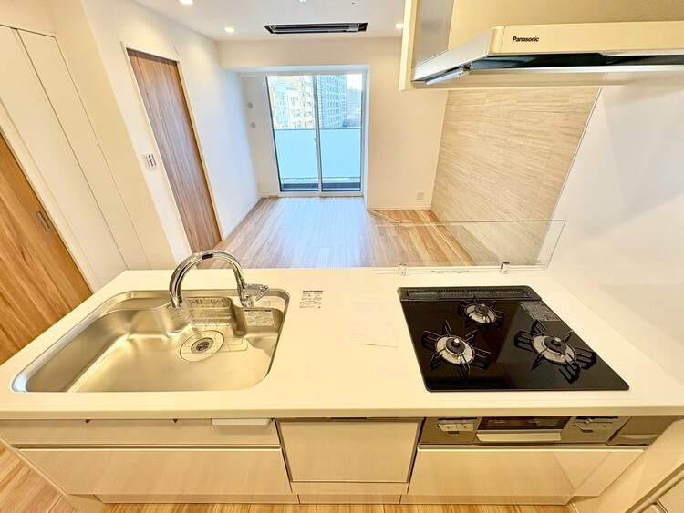 キッチン 洗練されたスタイリッシュなデザイン性と使いやすさを備えた仕様。