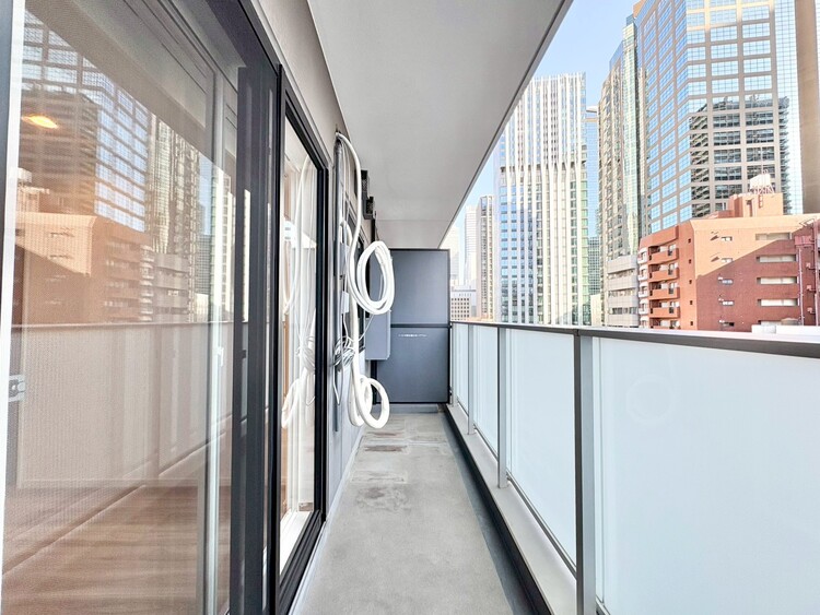 バルコニー 暮らしの中で、光と風を演出してくれるバルコニー。