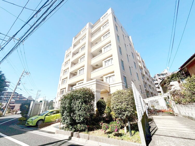 外観 現地に足をお運びいただいた際には、周辺散策などをお勧めいたします。