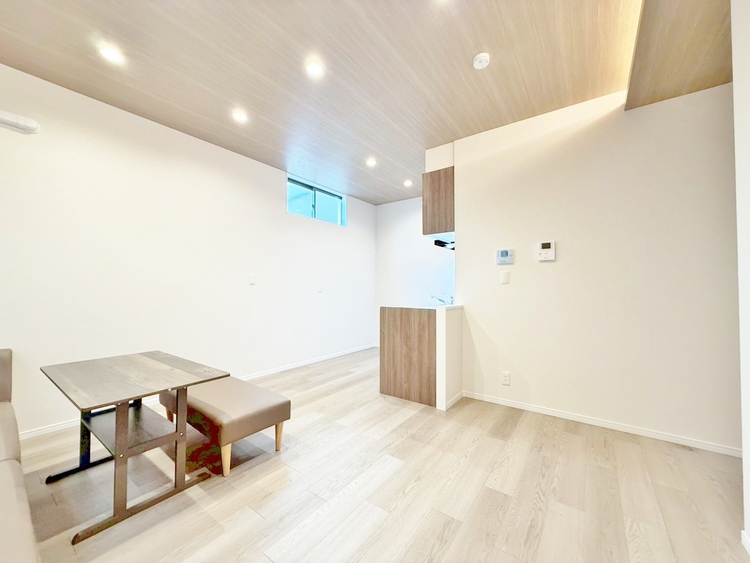 居間 「空間が織り成すひとつ先の住み心地」を演出します。