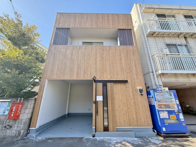 外観 資料には掲載していない情報が、現地にはたくさんあります。是非一度、現地をご確認ください。