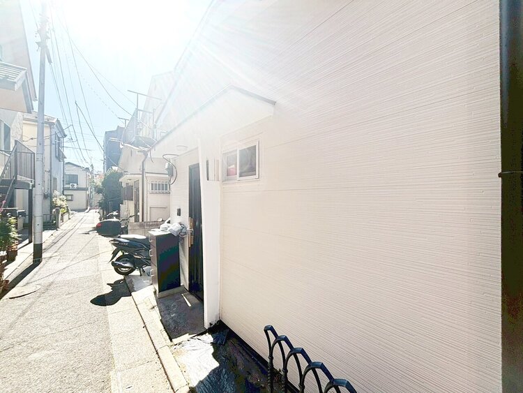 外観 現地に足をお運びいただいた際には、周辺散策などをお勧めいたします。