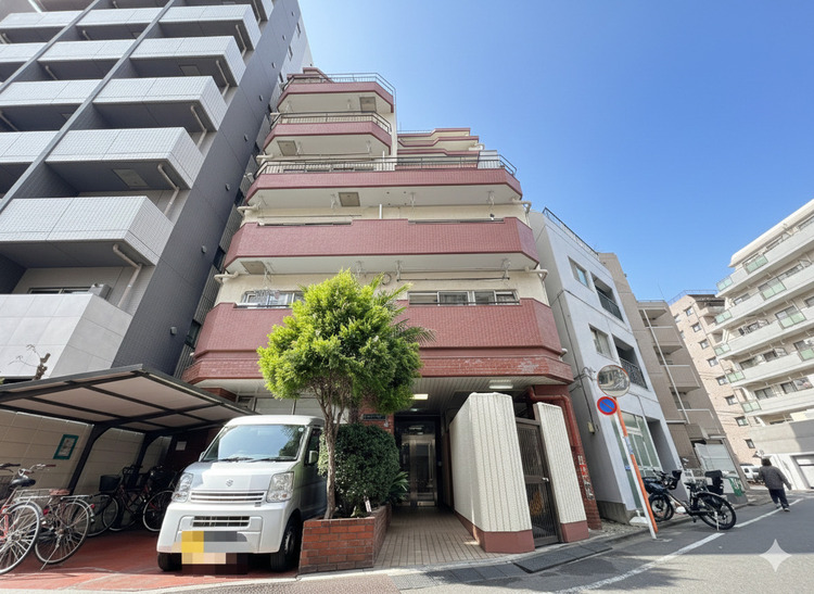 外観 資料には掲載していない情報が、現地にはたくさんあります。是非一度、現地をご確認ください。