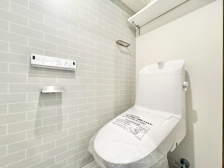 トイレ 暮らしの中のさりげないひとときの快適さにも、こだわりを、持って設備を配しております。