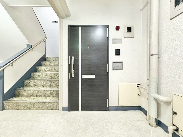 玄関 玄関を開ければ、そこは安らぎのご自宅。