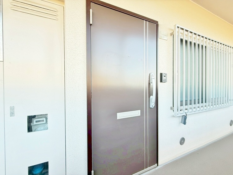 玄関 玄関を開ければ、そこは安らぎのご自宅。