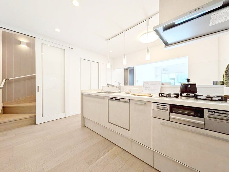 キッチン 洗練されたスタイリッシュなデザイン性と使いやすさを備えた仕様。