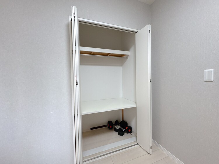 収納 居室にはクローゼットがあり、荷物もスッキリ収納して快適にお過ごしいただけます。