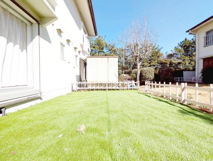 その他 お子様が遊んだり、趣味のガーデニングにピッタリのお庭。