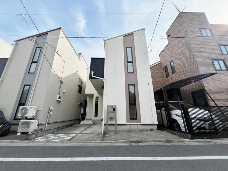 外観 資料には掲載していない情報が、現地にはたくさんあります。是非一度、現地をご確認ください。