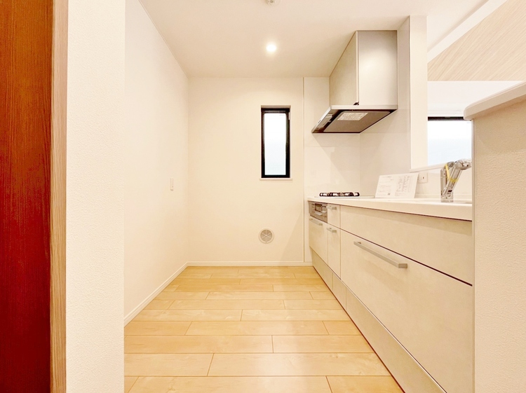 キッチン 洗練されたスタイリッシュなデザイン性と使いやすさを備えた仕様。