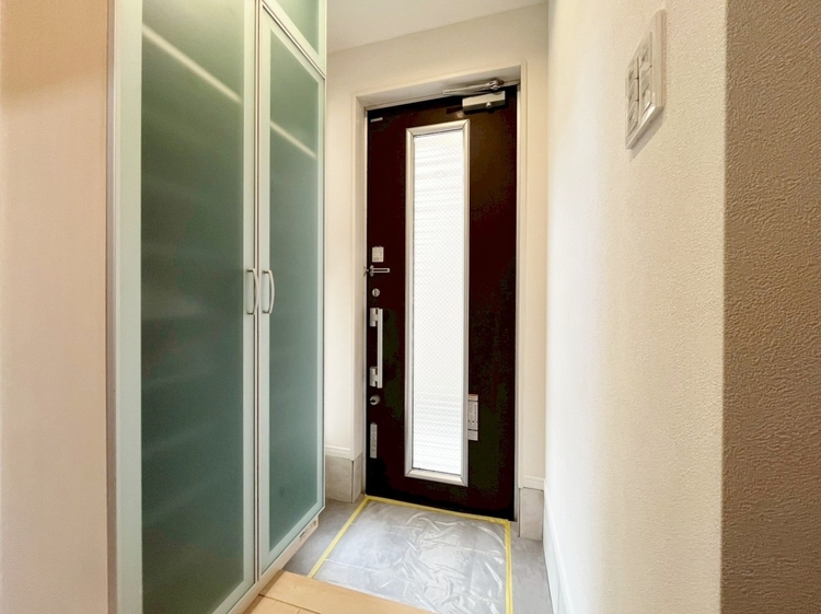 玄関 シューズボックスを完備した玄関です。