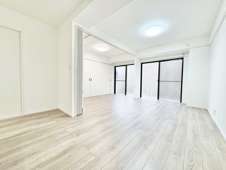 居間 豊かな居住性と、安心感を満たすクオリティが見事に調和した住空間。