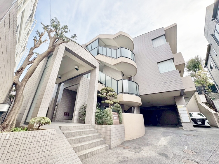 外観 資料には掲載していない情報が、現地にはたくさんあります。是非一度、現地をご確認ください。