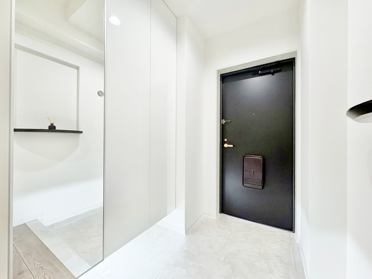 玄関 シューズボックスを完備した玄関です。