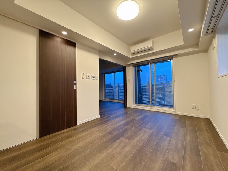 居間 豊かな居住性と、安心感を満たすクオリティが見事に調和した住空間。