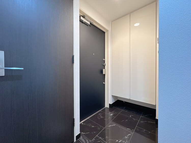 玄関 シューズボックスを完備した玄関です。