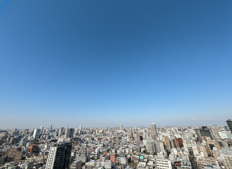 バルコニー 頬をなでる、優しい風を感じることが出来ます。