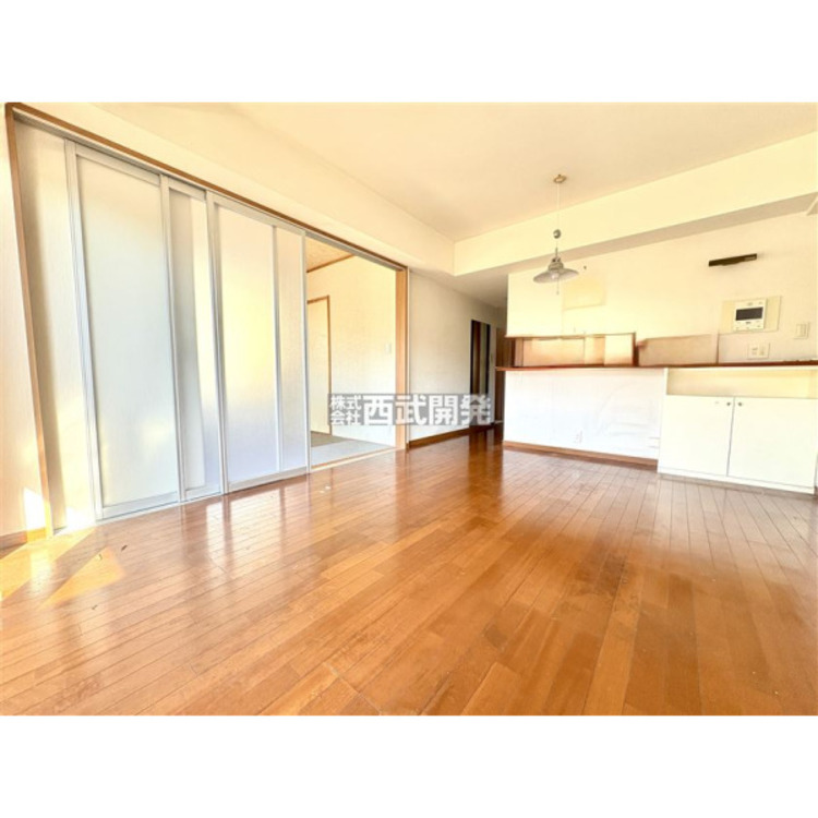 居間 リフォーム前