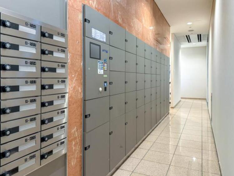 設備 ネットショッピングの隆盛により、ますます利用者が増える宅配便。不在時でも荷物を受け取れる宅配ボックスは共働きをはじめ、様々なご家庭に便利です。