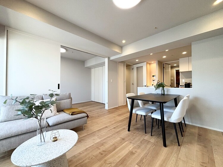 その他 シンプルな内装と偏り過ぎないデザインで統一しました。