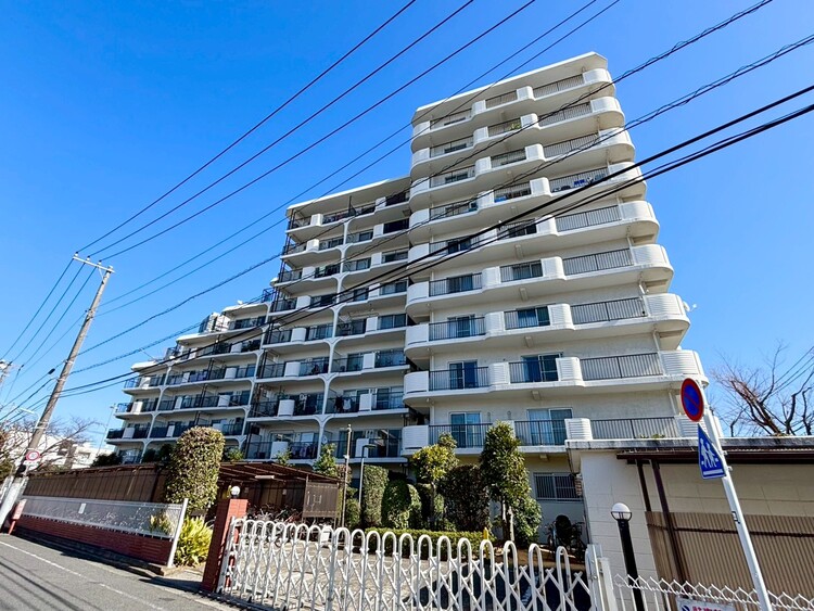 その他 飽きのこないシンプルモダンな外観です。