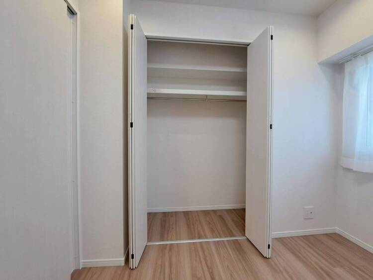 その他 収納スペースが付いていて、お部屋を広く使っていただけます。