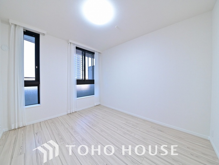 内装 1日の疲れを癒し、心地よく寛げるようゆったりとした広さをしています