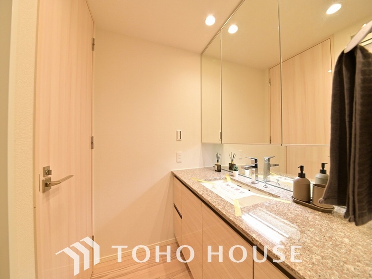 洗面 清潔感のある洗面室