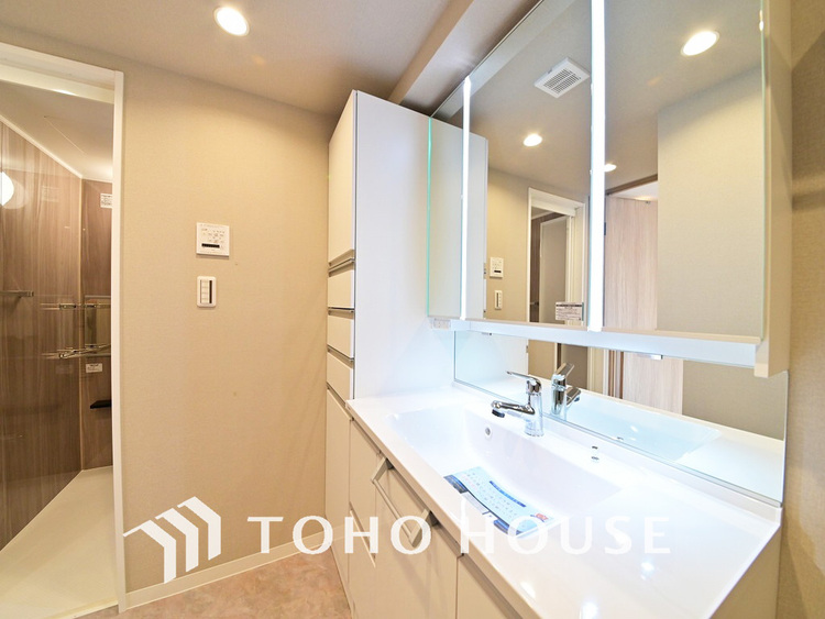 洗面 清潔感のある洗面室