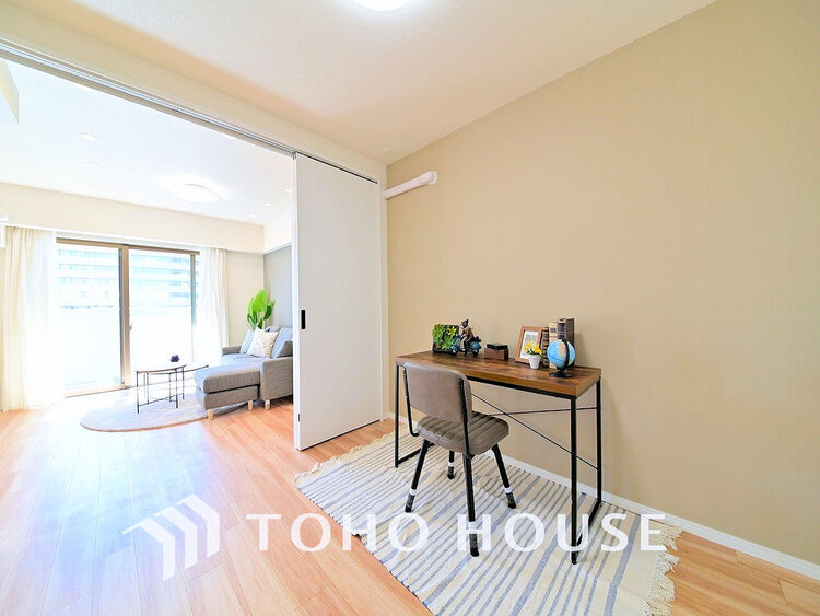 内装 1日の疲れを癒し、心地よく寛げるようゆったりとした広さをしています