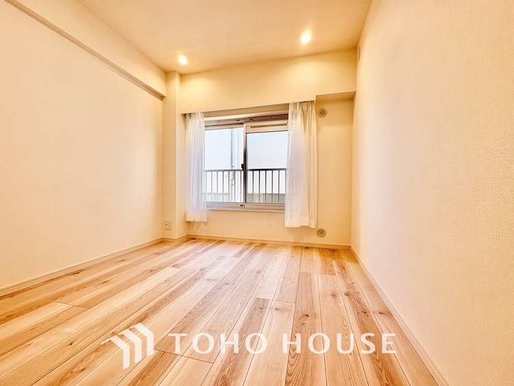 内装 寝室は一日の疲れを癒す大切な空間。快適で落ち着けるおすすめの間取りです。