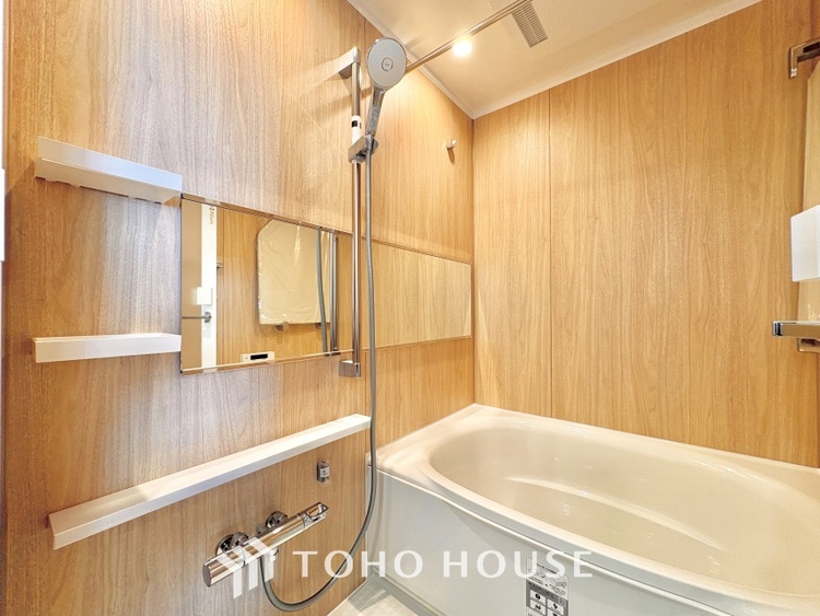 風呂 浴室は一日の疲れを癒す特別な空間。清潔感と快適性で心身ともにリフレッシュできます。