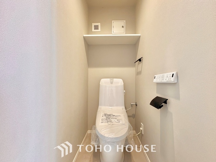 トイレ 清潔感あふれる快適なトイレ。毎日を心地よく過ごせるおすすめポイントです。