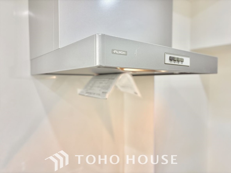 キッチン 時を超えて愛されるデザインが、日常を特別なひとときへと昇華させます。この場所から、心満たされる豊かな食卓が始まります。