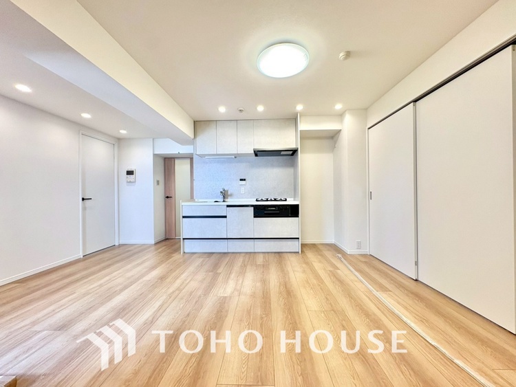 内装 【LIVING】◆simple is best◆無駄のない綺麗なつくりのリビングルームであなただけの暮らしを。