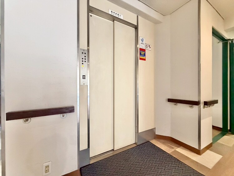 その他 エレベーター完備のため荷物が多くなっても安心。