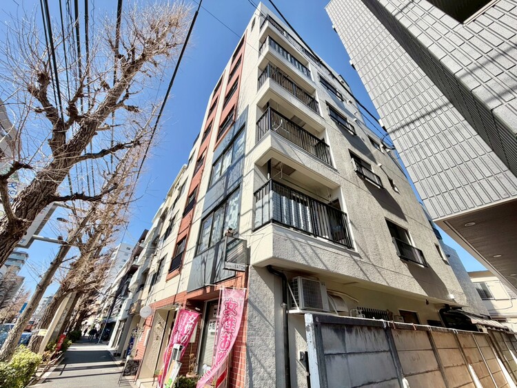 その他 飽きのこないシンプルモダンな外観です。