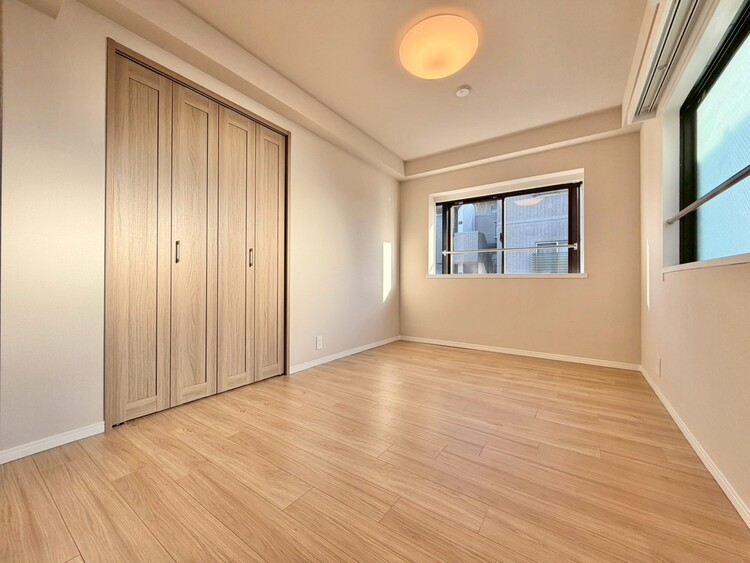 その他 清かで艶やかな時間をもたらしてくれる室内です。