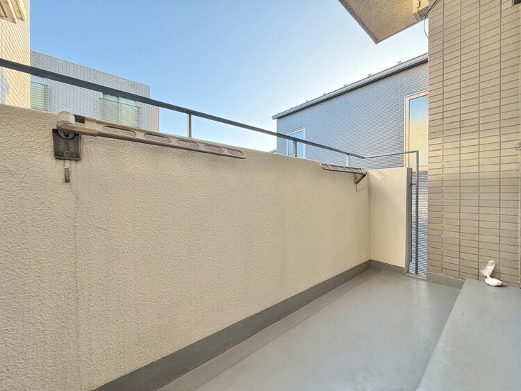 その他 朝の澄んだ空気や、夕方に吹く清々しい風を感じられるバルコニー。