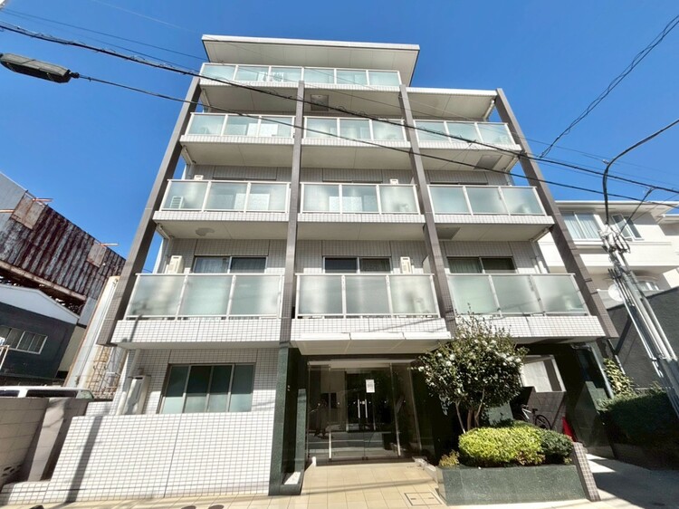 外観 飽きのこないシンプルモダンな外観です。