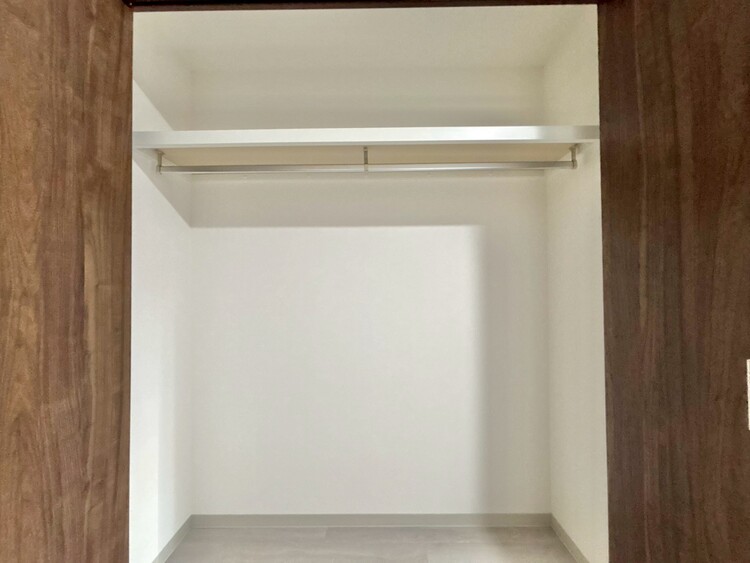 その他 収納スペースが付いていて、お部屋を広く使っていただけます。