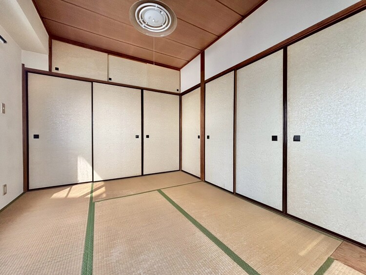 その他 清かで艶やかな時間をもたらしてくれる室内です。