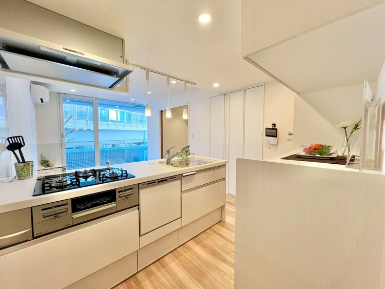 その他 使いやすくスタイリッシュなキッチン空間になっております。