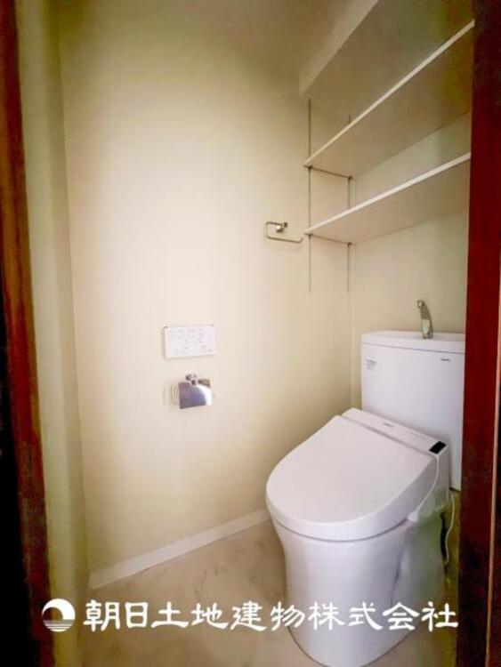 トイレ 【トイレ】大切な1人時間。寛ぎだけではない、快適な生活を送る為に必要なもの。毎日使う場所だから、より快適な空間に仕上げられています。