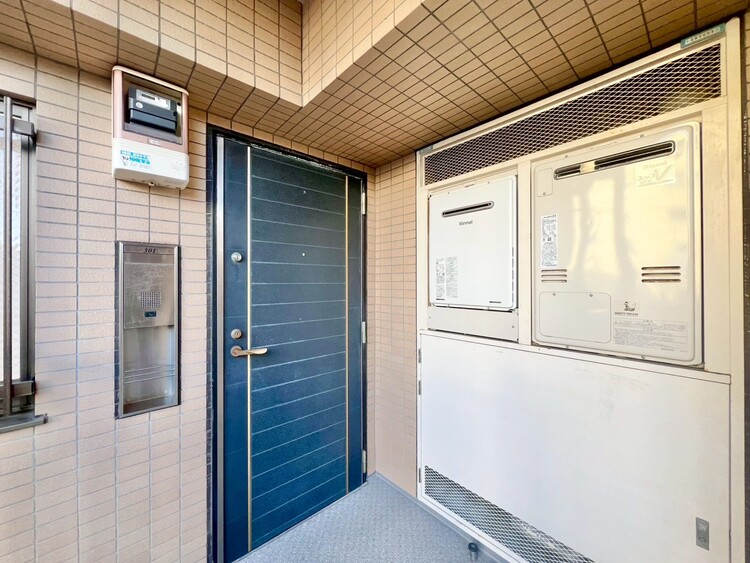 その他 清潔感のある落ち着いた雰囲気の玄関です。