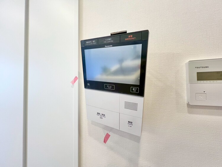 その他 誰が来てもわかる様にモニター付きインターホンを設置。