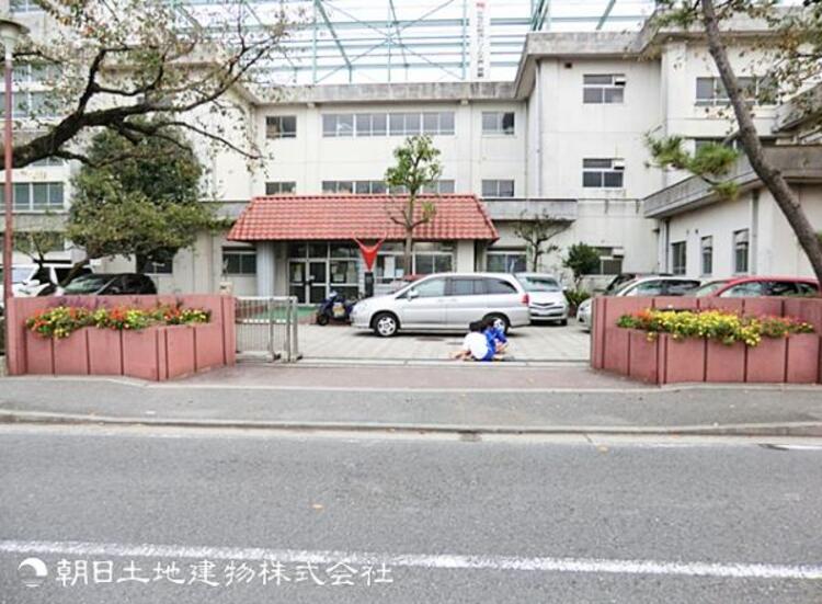 周辺 万騎が原中学校1300ｍ